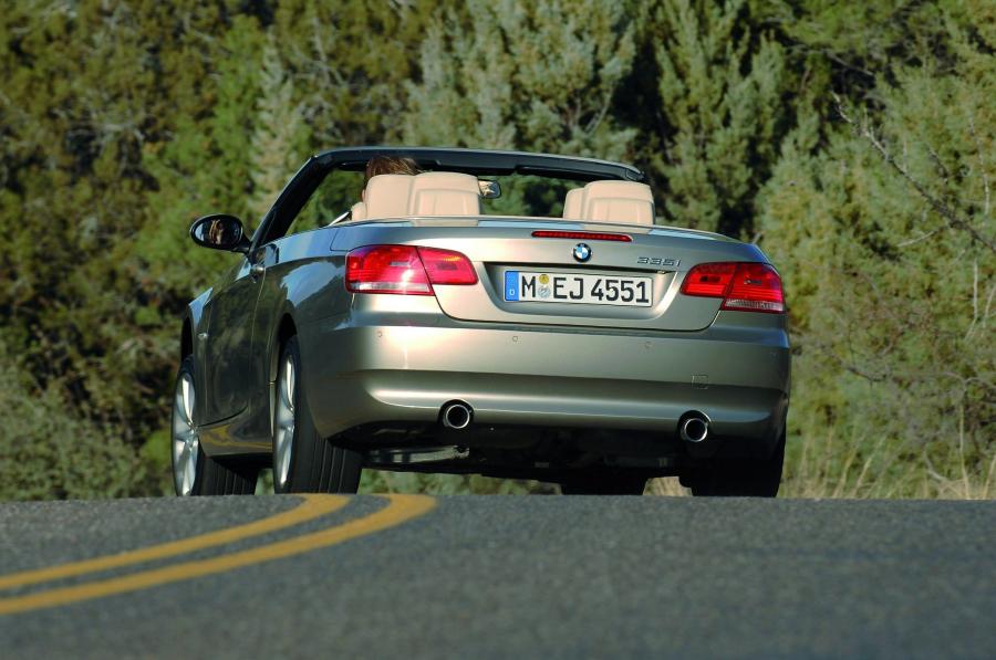  BMW 3-Series Convertible 2007 года  (фото 131 из 239)